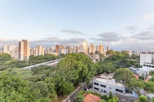 Image 13 - 868195
