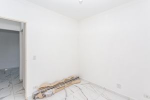 Image 20 - 868195