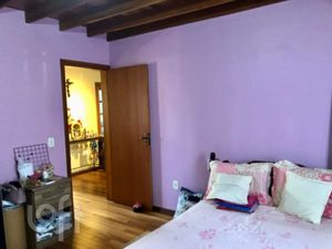 Image 10 - 868200