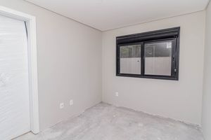 Image 19 - 868204