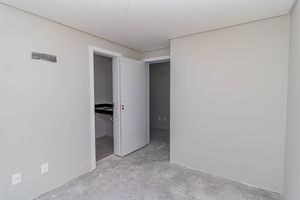 Image 26 - 868204