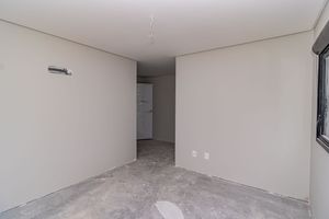 Image 33 - 868204