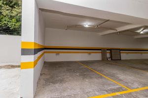 Image 39 - 868204