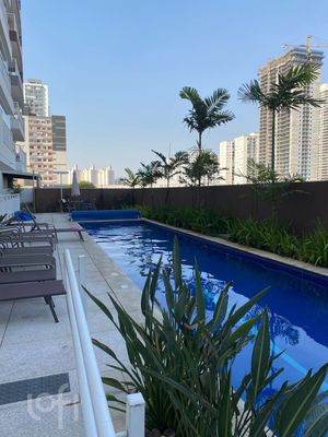 Image 17 - 868207