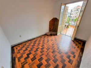 Image 14 - 868208