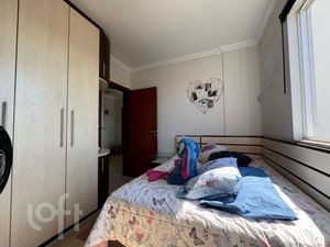 Image 11 - 868215