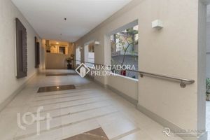 Image 8 - 868226