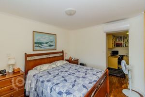 Image 16 - 868230