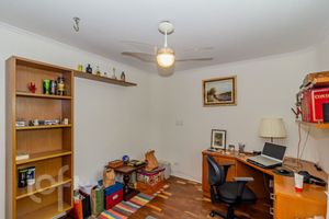 Image 37 - 868230
