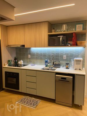 Image 9 - 868246