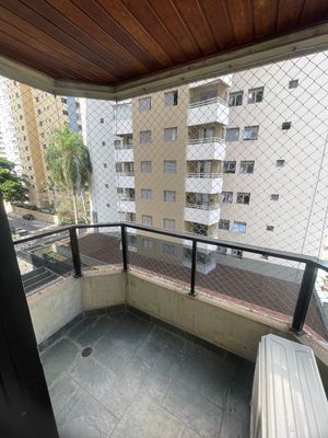 Image 17 - 868251