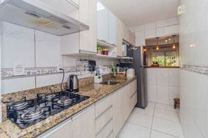 Image 13 - 868253