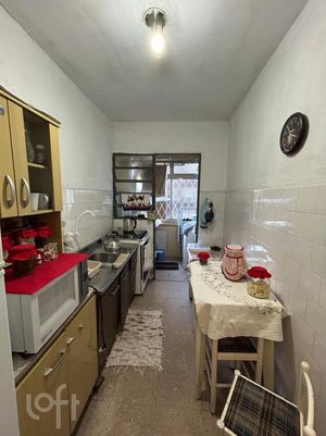 Image 6 - 868255