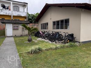 Image 19 - 868273