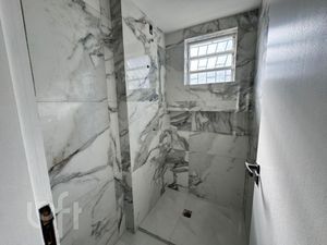 Image 9 - 868273