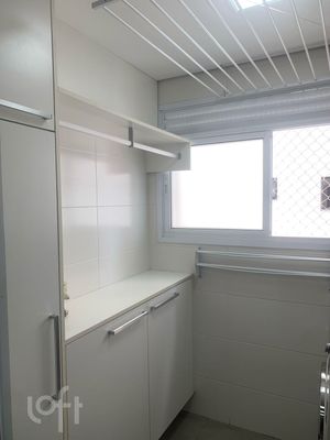 Image 10 - 868275