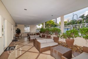 Image 37 - 868278