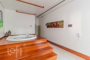 Image 47 - 868278