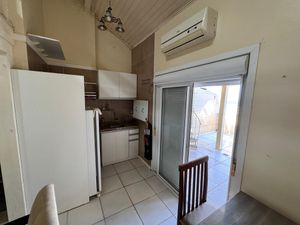 Image 13 - 868287