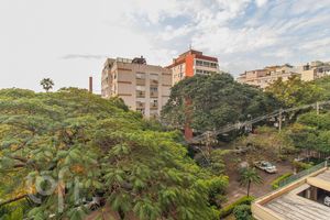 Image 4 - 868290