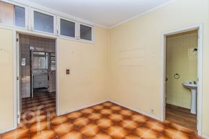 Image 10 - 868290