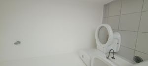 Image 4 - 868294