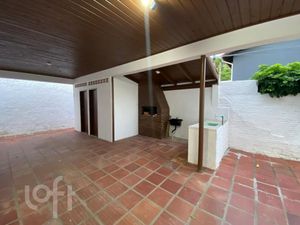 Image 12 - 868301