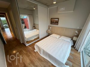 Image 9 - 868306
