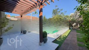 Image 62 - 868307