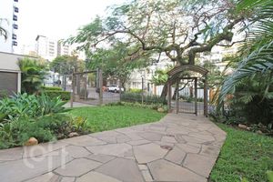 Image 18 - 868313
