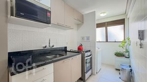 Image 13 - 868313
