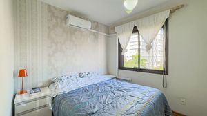 Image 7 - 868313