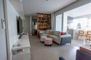 Image 4 - 868321