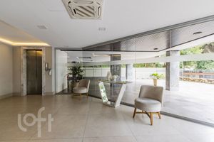 Image 14 - 868338