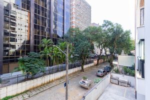 Image 10 - 868339