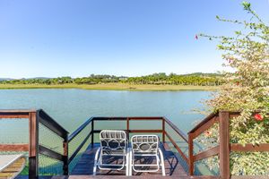 Image 9 - 868348
