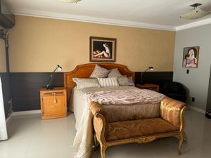 Image 22 - 868348
