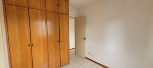 Image 16 - 868349