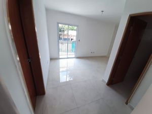 Image 19 - 868352