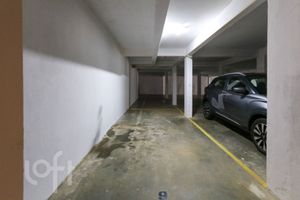 Image 35 - 868361