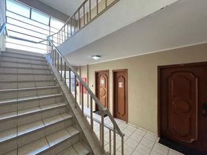 Image 8 - 868365