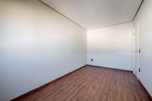 Image 25 - 868369