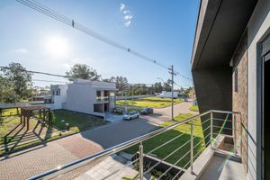 Image 21 - 868369