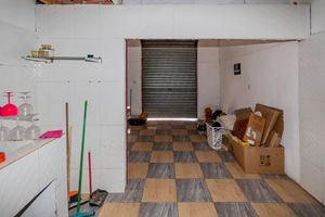 Image 35 - 868378
