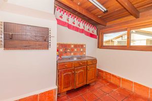 Image 7 - 868379