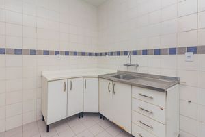 Image 42 - 868379