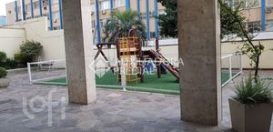 Image 11 - 868382