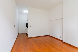 Image 3 - 868393