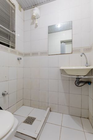 Image 6 - 868393