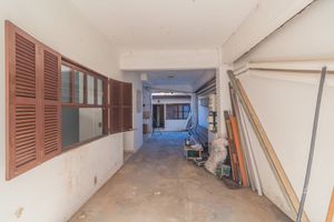 Image 32 - 868395